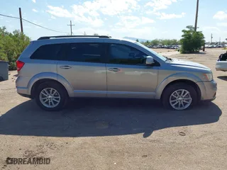 2016 Dodge Journey SXT with VIN 3C4PDCBG1GT175238, listed as a IAAI auction lot 40048878 with 1 mi miles. Bid and sale history available at carsss.com. Image 13.