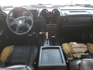 2005 Hummer H2 SUV z VIN 5GRGN23U55H109975, wystawiony jako Copart lot #42739655 z przebiegiem 257 578 mil mil oraz Czysty tytuł • Clean title. Historia ofert i sprzedaży dostępna na DreamBid. Obrazek 8.