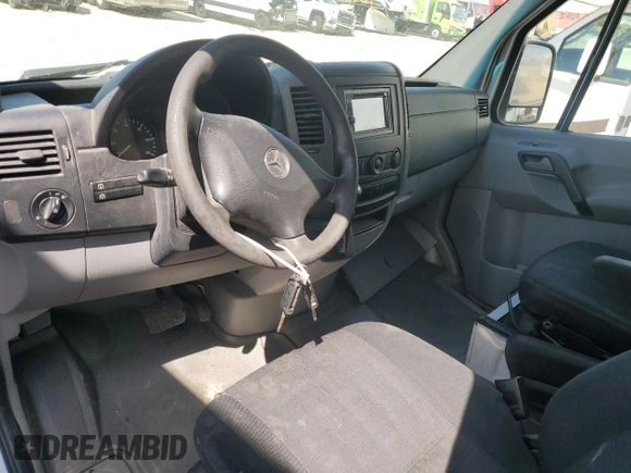 2014 Mercedes-Benz Sprinter with VIN WD3PE8DE2E5826891, listed as a Copart auction lot 54057315 with 193,177 mi miles and Clean Title. Bid and sale history available at DreamBid. Image 8.