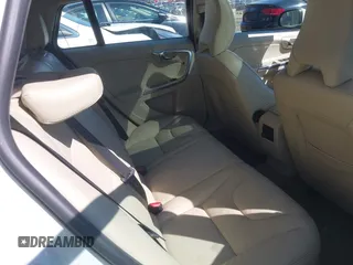 2015 Volvo V60 T5 Drive-E Premier with VIN YV140MEBXF1196500, listed as a IAAI auction lot 41848567 with 159,015 mi miles. Bid and sale history available at carsss.com. Image 8.
