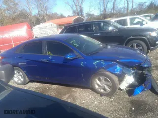 2022 Hyundai Elantra SE with VIN KMHLL4AGXNU255063, listed as a IAAI auction lot 41364777 with 31,512 mi miles. Bid and sale history available at carsss.com. Image 13.