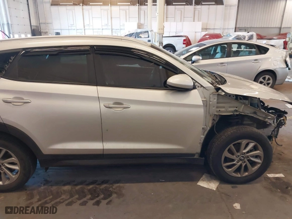 2016 Hyundai Tucson SE with VIN KM8J33A46GU115022, listed as a IAAI auction lot 41654060 with 139,551 mi miles. Bid and sale history available at carsss.com. Image 14.