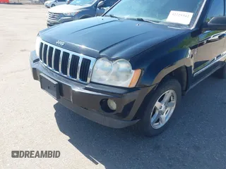 2005 Jeep Grand Cherokee Limited with VIN 1J8HR58N35C722387, listed as a IAAI auction lot 42229342 with 229,720 mi miles and . Bid and sale history available at DreamBid. Image 6.