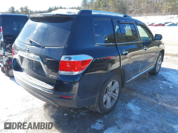2012 Toyota Highlander Limited with VIN 5TDDK3EH7CS094665, listed as a IAAI auction lot 41580151 with 225,032 mi miles. Bid and sale history available at carsss.com. Image 4.