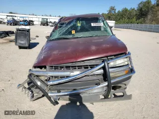 2000 Chevrolet Silverado 1500 LT with VIN 1GCEK19T8YE409350, listed as a Copart auction lot 87868085 with 0 mi miles and Salvage Title. Bid and sale history available at carsss.com. Image 5.