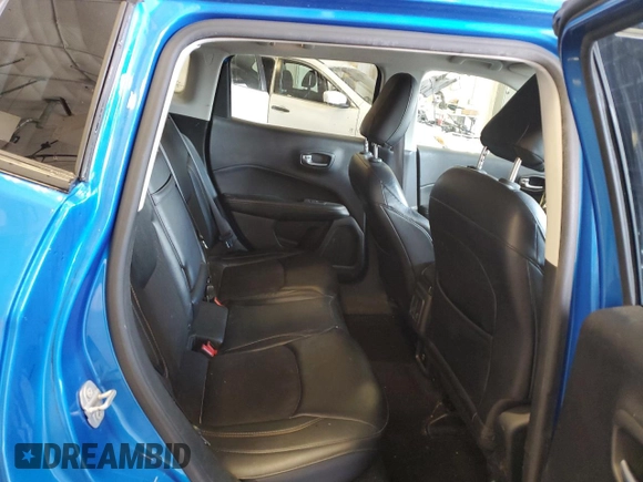2018 Jeep Compass Latitude with VIN 3C4NJDBB4JT314313, listed as a Copart auction lot 53132575 with 185,999 mi miles and Non Repairable. Bid and sale history available at DreamBid. Image 11.