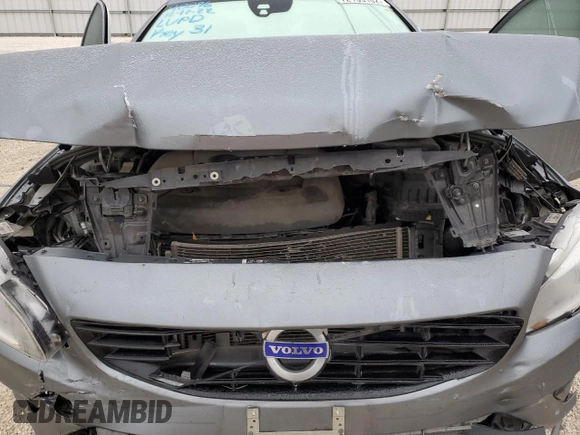 2018 Volvo S60 Dynamic with VIN YV126MFL7J2457355, listed as a Copart auction lot 72155102 with 92,379 mi miles. Bid and sale history available at carsss.com. Image 13.