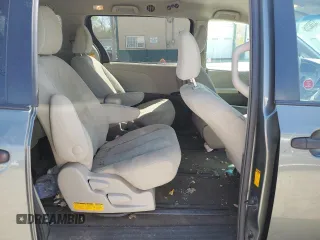 2014 Toyota Sienna L z VIN 5TDZK3DC2ES418247, wystawiony jako Copart lot #53362315 z przebiegiem 165 120 mil mil oraz Szkoda całkowita • Salvage title. Historia ofert i sprzedaży dostępna na DreamBid. Obrazek 11.
