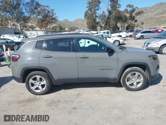 2023 Jeep Compass Latitude with VIN 3C4NJDBN5PT540444, listed as a IAAI auction lot 41820993 with 47,516 mi miles and . Bid and sale history available at DreamBid. Image 13.
