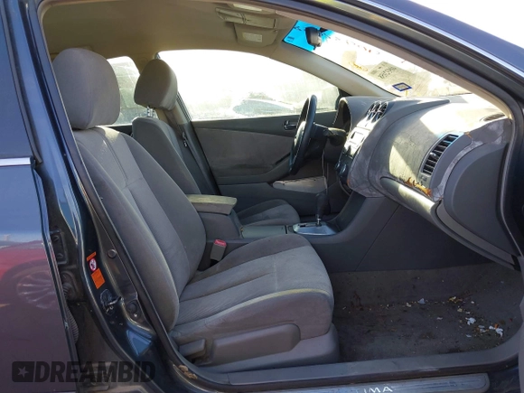 2007 Nissan Altima 2.5 with VIN 1N4AL21E87C213018, listed as a IAAI auction lot 40932058 with 195,817 mi miles. Bid and sale history available at carsss.com. Image 5.