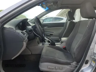 2010 Honda Accord EX z VIN 1HGCP3F72AA022805, wystawiony jako Copart lot #55482225 z przebiegiem 146 984 mil mil oraz Szkoda całkowita • Salvage title. Historia ofert i sprzedaży dostępna na DreamBid. Obrazek 7.