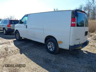 2007 Chevrolet Express Cargo with VIN 1GCFG15X371137620, listed as a IAAI auction lot 41638820 with 304,011 mi miles and . Bid and sale history available at DreamBid. Image 3.