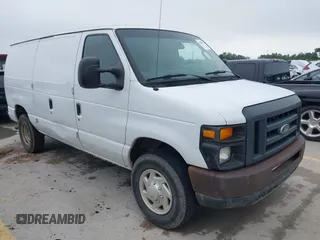 2014 Ford Econoline Cargo Commercial z VIN 1FTNE2EW7EDA00870, wystawiony jako IAAI lot #42384856 z przebiegiem 156 312 mil mil oraz . Historia ofert i sprzedaży dostępna na DreamBid. Obrazek 1.