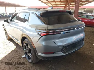 2024 Chevrolet Equinox EV RS z VIN 3GN7DNRP4RS237331, wystawiony jako IAAI lot #41782449 z przebiegiem 10 734 mil mil oraz . Historia ofert i sprzedaży dostępna na DreamBid. Obrazek 3.