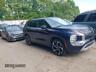 2024 Mitsubishi Outlander SE z VIN JA4J4VA84RZ070646, wystawiony jako IAAI lot #42337638 z przebiegiem 12 064 mil mil oraz . Historia ofert i sprzedaży dostępna na DreamBid. Obrazek 1.