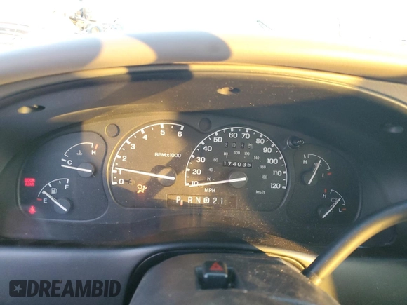 1997 Ford Explorer XL with VIN 1FMDU34E8VUC95969, listed as a Copart auction lot 83269784 with 174,035 mi miles and Salvage title. Bid and sale history available at DreamBid. Image 9.