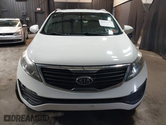 2012 Kia Sportage LX with VIN KNDPB3A26C7269092, listed as a IAAI auction lot 41892059 with 149,000 mi miles. Bid and sale history available at carsss.com. Image 12.
