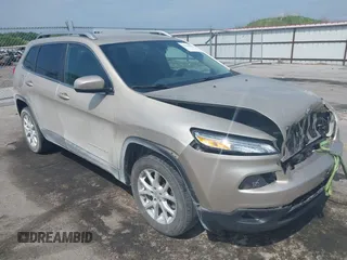 2015 Jeep Cherokee Latitude с VIN 1C4PJMCS1FW662062, выставлен на аукционе IAAI как лот 42506966 с пробегом 168 518 миль миль и . История ставок и продаж доступна на DreamBid. Изображение 1.