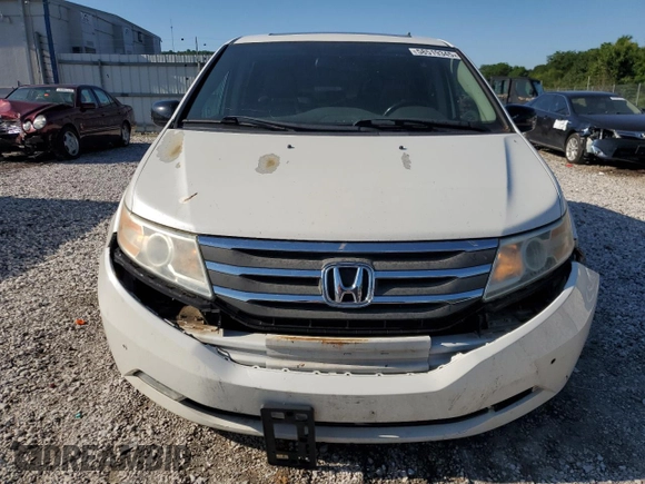 2013 Honda Odyssey Touring with VIN 5FNRL5H90DB003003, listed as a Copart auction lot 58519345 with 259,383 mi miles and Salvage title. Bid and sale history available at DreamBid. Image 5.