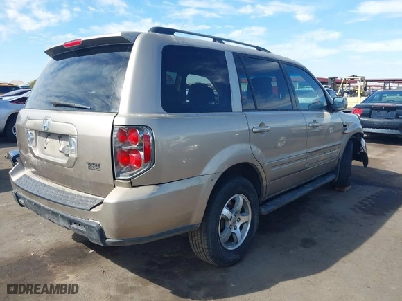 2007 Honda Pilot EX-L with VIN 5FNYF28747B014462, listed as a IAAI auction lot 41651807 with 263,344 mi miles. Bid and sale history available at carsss.com. Image 4.