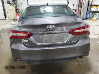 2019 Toyota Camry LE with VIN 4T1B11HK8KU820058, listed as a Copart auction lot 51451605 with 22,412 mi miles and Salvage Title. Bid and sale history available at carsss.com. Image 6.
