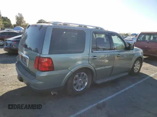 2005 Lincoln Navigator Luxury with VIN 5LMFU27595LJ08627, listed as a Copart auction lot 82128044 with 104,521 mi miles and Clean Title. Bid and sale history available at carsss.com. Image 3.