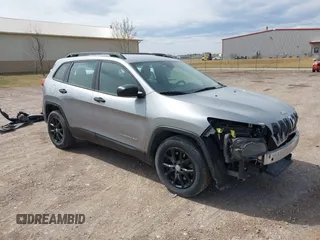 2016 Jeep Cherokee Sport z VIN 1C4PJLAB9GW160382, wystawiony jako IAAI lot #41987302 z przebiegiem 123 072 mil mil oraz . Historia ofert i sprzedaży dostępna na DreamBid. Obrazek 1.