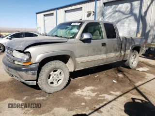 2002 Chevrolet Silverado 1500 LT with VIN 2GCEK19T321429448, listed as a Copart auction lot 46532795 with 269,259 mi miles and Salvage Title. Bid and sale history available at carsss.com. Image 1.