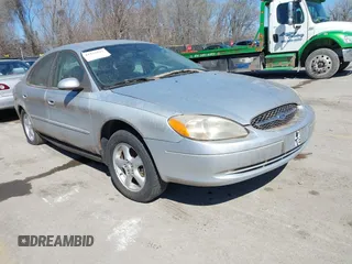 2003 Ford Taurus SE Standard with VIN 1FAFP53U53G226439, listed as a IAAI auction lot 41845541 with 215,870 mi miles. Bid and sale history available at carsss.com. Image 1.