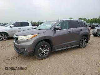 2016 Toyota Highlander XLE with VIN 5TDKKRFH5GS131565, listed as a Copart auction lot 54297075 with 202,245 mi miles and Clean title. Bid and sale history available at DreamBid. Image 1.