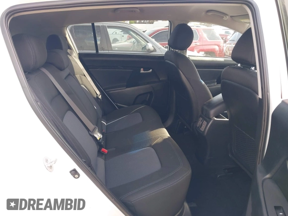 2016 Kia Sportage LX with VIN KNDPB3ACXG7863165, listed as a IAAI auction lot 41955723 with 72,567 mi miles. Bid and sale history available at carsss.com. Image 8.