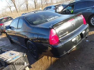 2006 Chevrolet Monte Carlo LT 3.9L with VIN 2G1WK151469204352, listed as a IAAI auction lot 41411865 with 124,816 mi miles. Bid and sale history available at carsss.com. Image 3.