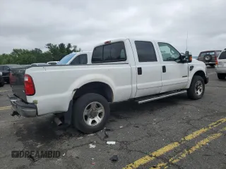 2001 Ford F-250 XL with VIN 1FTNW21F21ED19021, listed as a Copart auction lot 65039845 with 155,468 mi miles and Clean title. Bid and sale history available at DreamBid. Image 3.