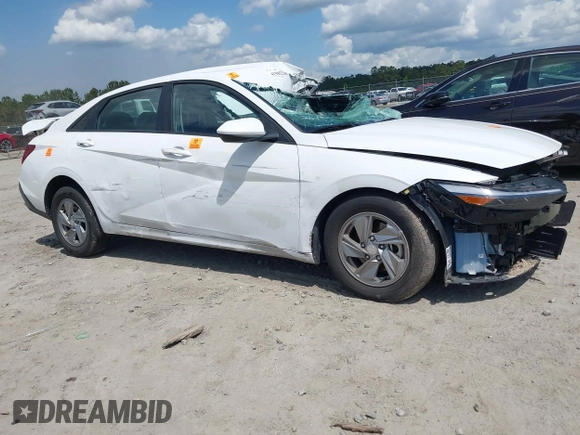 2024 Hyundai Elantra SE z VIN KMHLL4DG1RU798092, wystawiony jako IAAI lot #41985256 z przebiegiem 24 940 mil mil oraz . Historia ofert i sprzedaży dostępna na DreamBid. Obrazek 1.