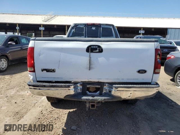 2000 Ford F-150 XL with VIN 1FTRX17L5YKA37022, listed as a Copart auction lot 44067325 with 0 mi miles and Clean Title. Bid and sale history available at carsss.com. Image 6.