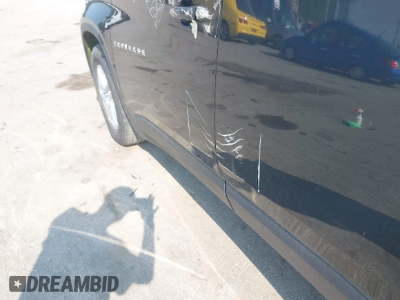 2019 Chevrolet Traverse LT Cloth with VIN 1GNERGKW0KJ151026, listed as a IAAI auction lot 42745723 with Not provided miles and . Bid and sale history available at DreamBid. Image 16.