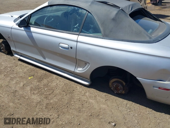 1998 Ford Mustang with VIN 1FAFP4444WF188494, listed as a IAAI auction lot 42158252 with 127,702 mi miles and . Bid and sale history available at DreamBid. Image 6.