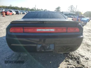 2014 Dodge Challenger SXT z VIN 2C3CDYAG6EH294281, wystawiony jako Copart lot #52330575 z przebiegiem 137 219 mil mil oraz Szkody całkowita. Historia ofert i sprzedaży dostępna na DreamBid. Obrazek 6.