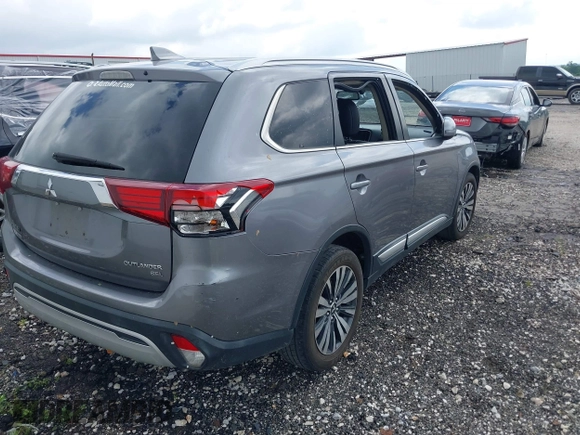 2019 Mitsubishi Outlander SE with VIN JA4AD3A34KJ001176, listed as a IAAI auction lot 42274238 with 109,316 mi miles and . Bid and sale history available at DreamBid. Image 4.