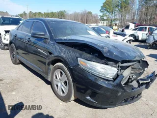 2018 Ford Police Interceptor Sedan with VIN 1FAHP2MK6JG104397, listed as a IAAI auction lot 41630443 with 86,257 mi miles. Bid and sale history available at carsss.com. Image 1.