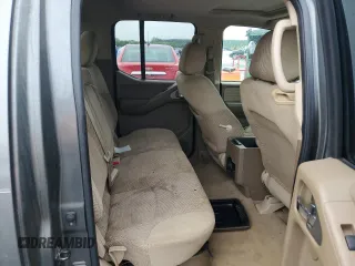 2007 Nissan Frontier SE с VIN 1N6AD09UX7C415279, выставлен на аукционе Copart как лот 61031165 с пробегом Не указан миль и Чистый • Clean title. История ставок и продаж доступна на DreamBid. Изображение 10.