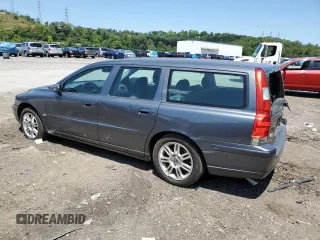 2006 Volvo V70 with VIN YV1SW612462557057, listed as a Copart auction lot 64037084 with 133,748 mi miles and Salvage Title. Bid and sale history available at carsss.com. Image 2.