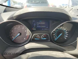 2013 Ford Escape SE with VIN 1FMCU0GX4DUC74025, listed as a Copart auction lot 56251735 with 248,245 mi miles and Clean Title. Bid and sale history available at DreamBid. Image 9.