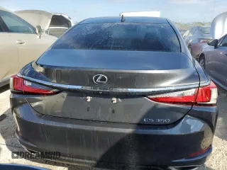 2024 Lexus ES 350 Luxury z VIN 58AEZ1B13RU180415, wystawiony jako Copart lot #76048684 z przebiegiem Nie podano mil oraz Nie do naprawy • Non repairable. Historia ofert i sprzedaży dostępna na DreamBid. Obrazek 6.