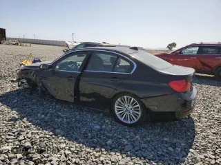 2013 BMW 3 Series 328i xDrive z VIN WBA3B5C54DF597780, wystawiony jako Copart lot #60800255 z przebiegiem Nie podano mil oraz Szkoda całkowita • Salvage title. Historia ofert i sprzedaży dostępna na DreamBid. Obrazek 2.
