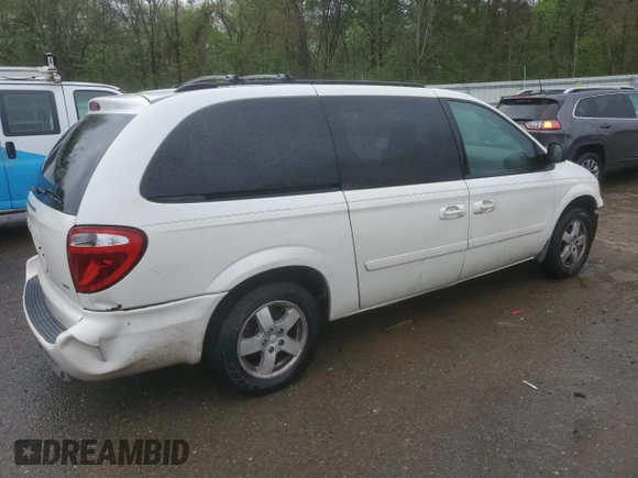 2007 Dodge Grand Caravan SXT with VIN 2D4GP44L57R203717, listed as a Copart auction lot 51080925 with 138,159 mi miles and Salvage Title. Bid and sale history available at DreamBid. Image 3.