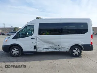 2019 Ford Transit Passenger XL with VIN 1FBAX2CM8KKA99530, listed as a IAAI auction lot 41664660 with 33,044 mi miles. Bid and sale history available at carsss.com. Image 15.