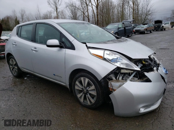 2015 Nissan LEAF SV with VIN 1N4AZ0CP6FC324845, listed as a Copart auction lot 43324283 with 53,815 mi miles. Bid and sale history available at carsss.com. Image 4.