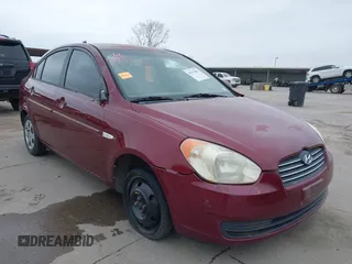 2007 Hyundai Accent GLS with VIN KMHCN46C57U108605, listed as a IAAI auction lot 41932061 with 195,580 mi miles. Bid and sale history available at carsss.com. Image 1.