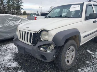 2004 Jeep Liberty Sport with VIN 1J4GL48K14W115867, listed as a IAAI auction lot 41482160 with 179,090 mi miles. Bid and sale history available at carsss.com. Image 6.